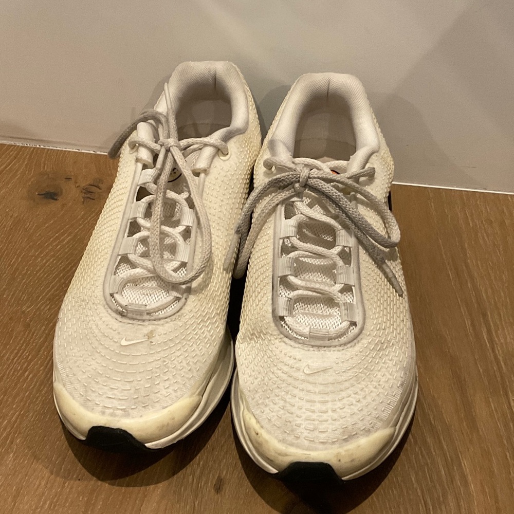 Men's White Athletic Sneakers - Lightweight Performance